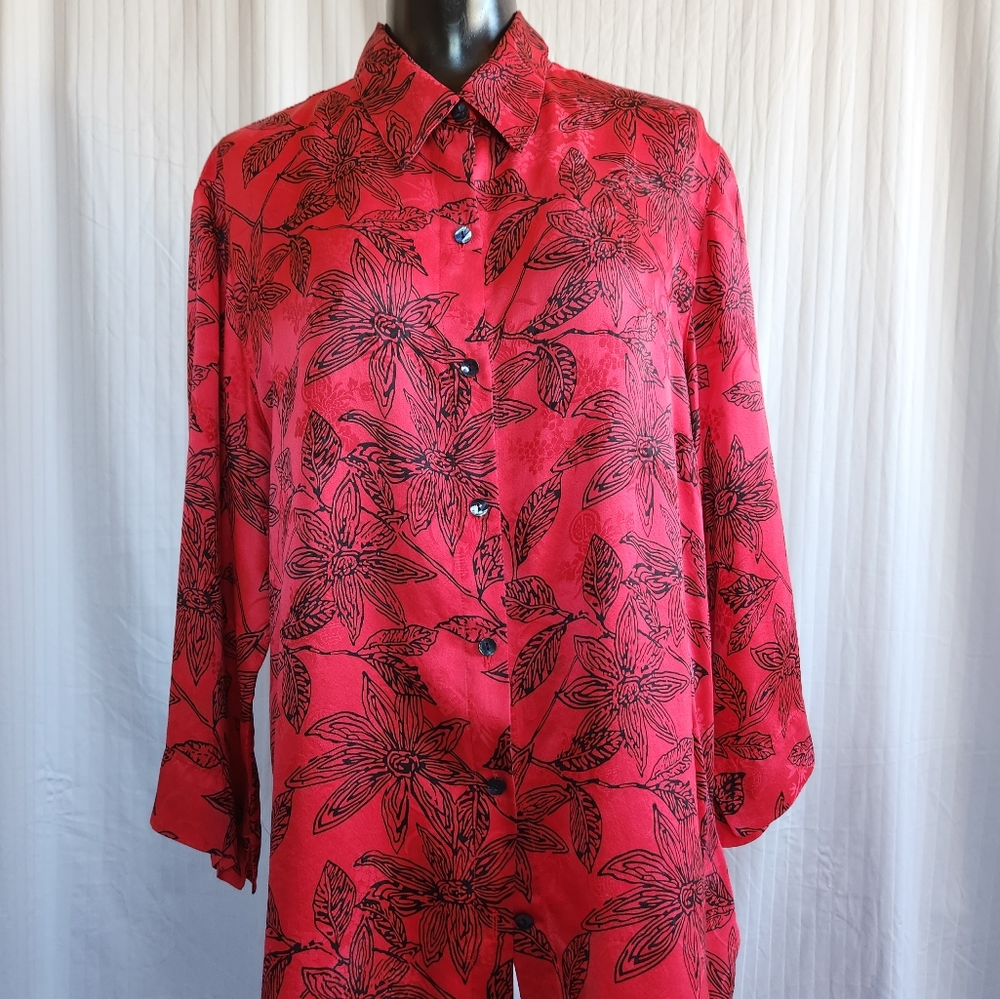 SILK. Chico Size 2 Red Batik  tunic